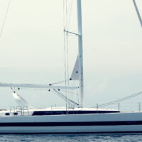 Beneteau Oceanis Yacht 62 sideview
