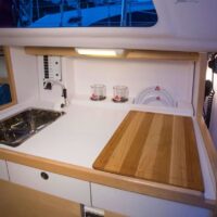 Catalina Yachts 275 Sport galley