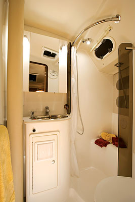 Catalina Yachts 445 head with shower
