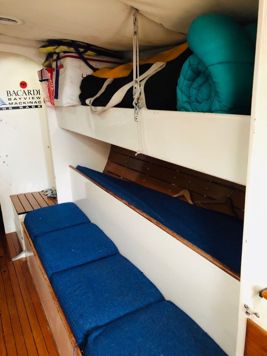 1973 Mull 54 bunks and seating