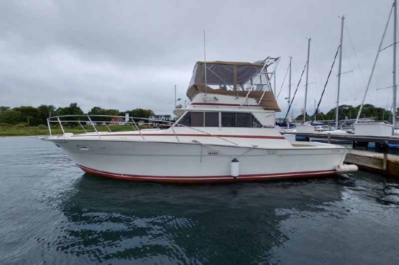 Product Used Powerboat 1979 Viking 35