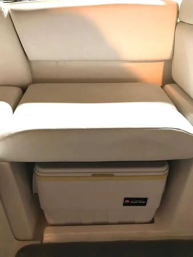 under seat storage on the 2005 Regal 2120 Destiny powerboat