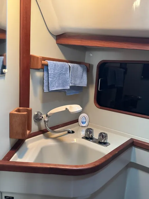 1980 C&C 32 sail boat head sink
