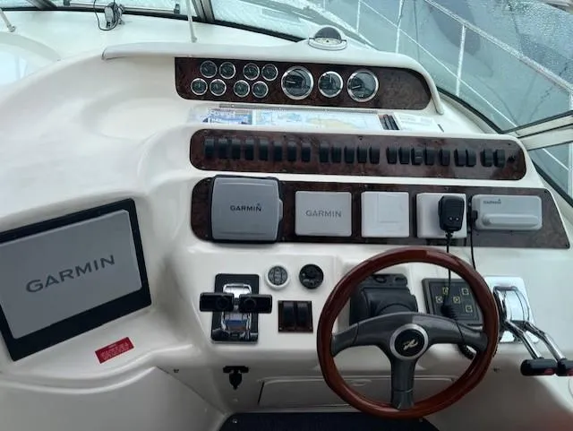 1997 Sea Ray 400 Sundancer control panels
