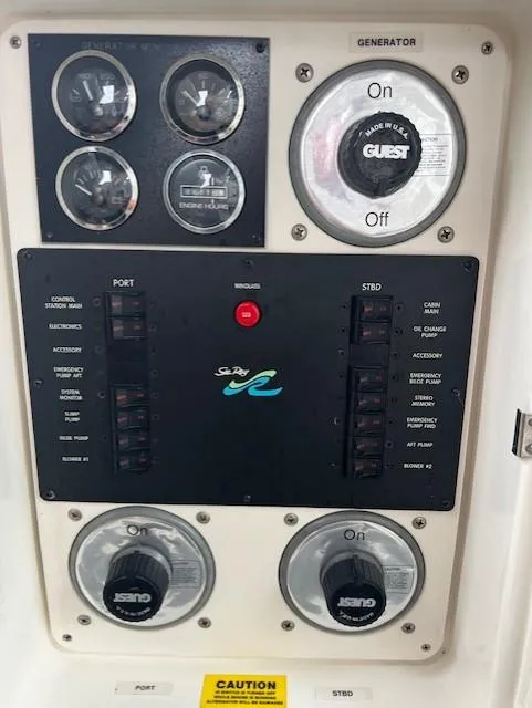 1997 Sea Ray 400 Sundancer control panel