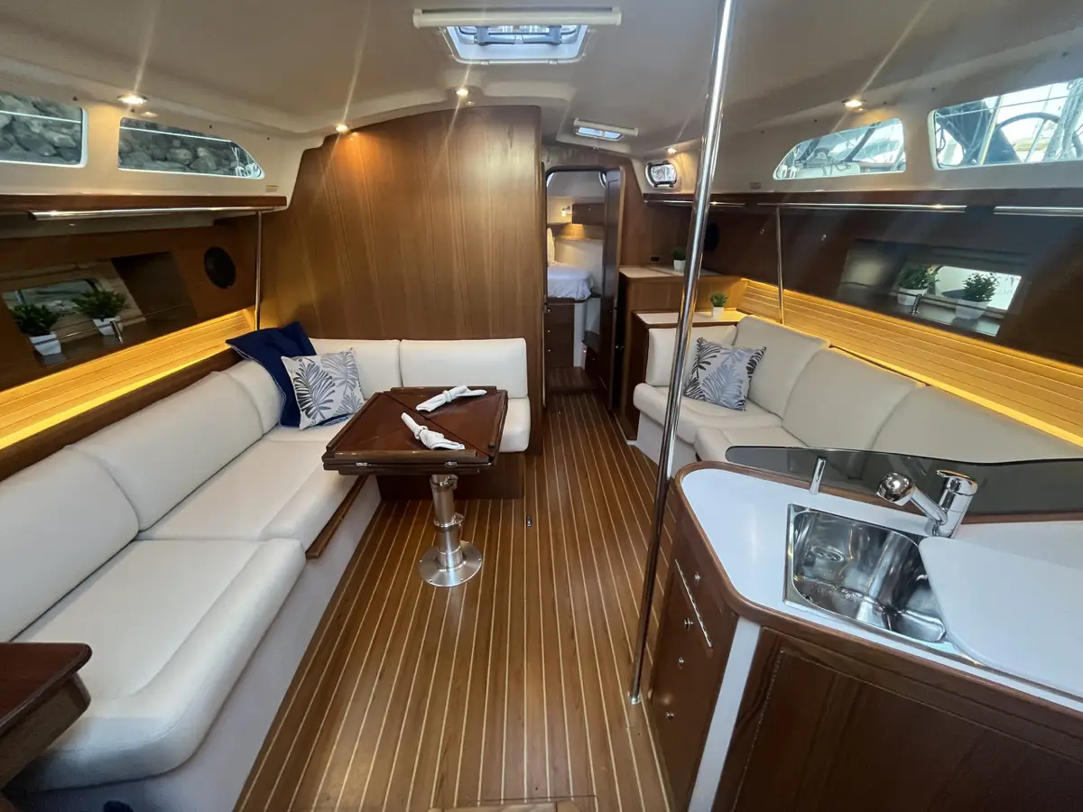 Catalina 386 sailboat interior seating area