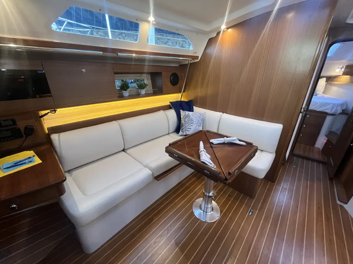 Catalina 386 sailboat interior dining area