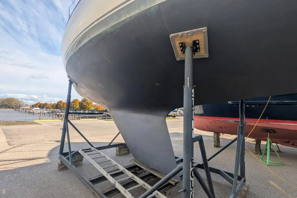 1984 Catalina 38 sailboat exterior hull on lift.