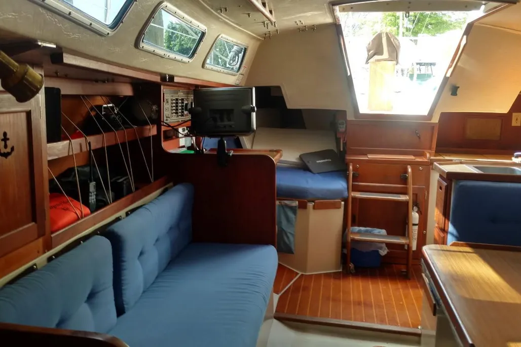 1984 Catalina 38 sailboat bench seating.